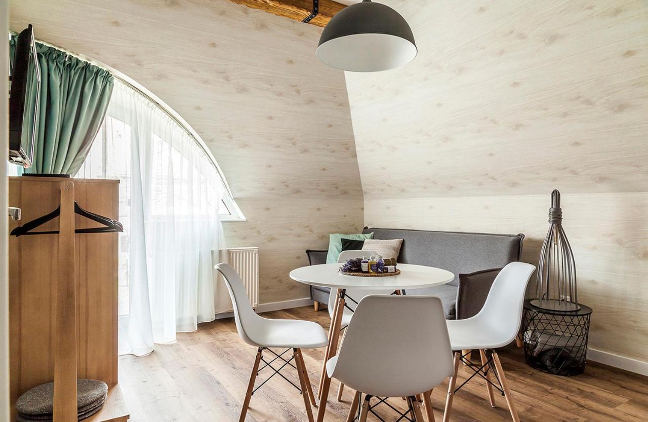 Harmonia Apartman Erkellyel Es Szaunaval Балатонфюред Экстерьер фото